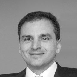 Prof Božić expert of hyadent bg